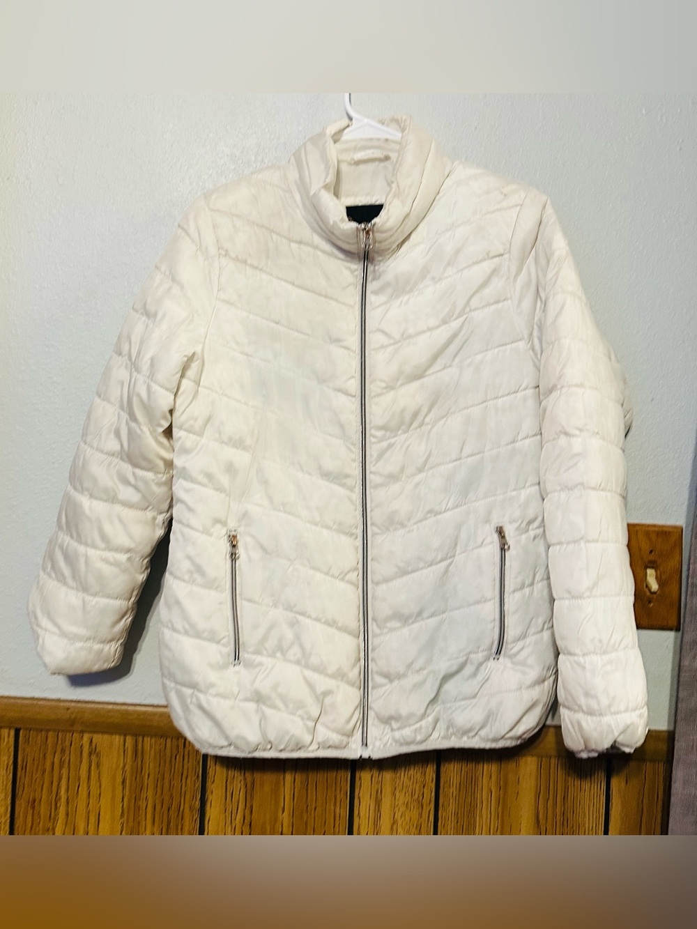 Big Chill Women's size medium Quilted Puffer Jacket - Lightweight Zip